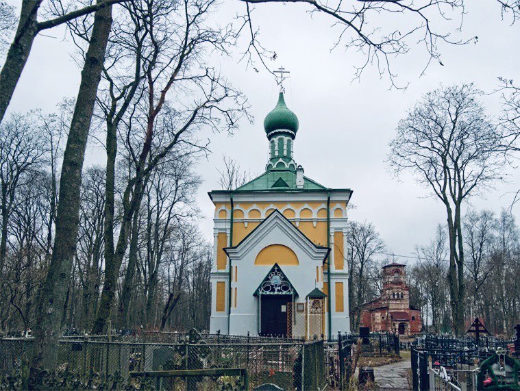 Храм Всех Святых на Гатчинском городском кладбище