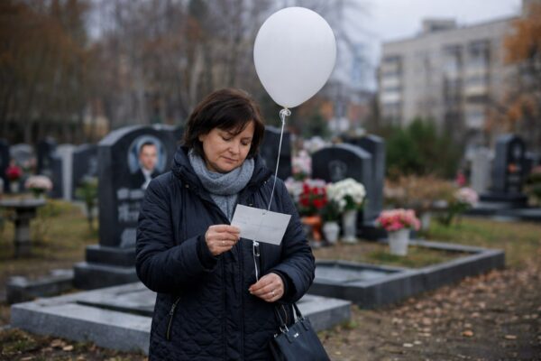 Можно ли пустить воздушный шар с письмом к умершему?